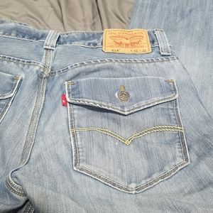 32x32 Levi's 514